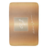 Elegant goud metallisch modern script monogram naa badmat (Voorkant Verticaal)