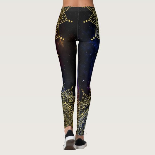 Elegant goud op donkere nevel Bloemen Henna Mandal Leggings (Achterkant)