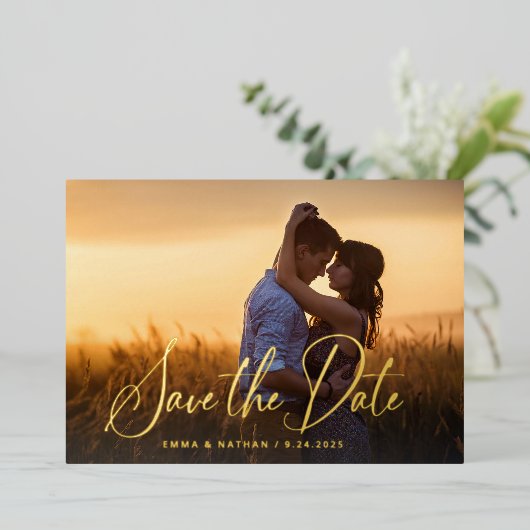 Elegant Goud Script | Foto Overlay De datum opslaa Folie Uitnodiging (Staand Voorkant)