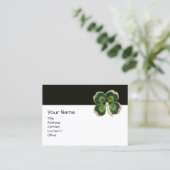 ELEGANT GOUDEN GROENE SHAMROCK JUWEEL MET PARELS VISITEKAARTJE (Staand voorkant)