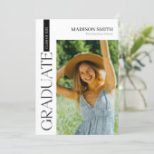 Elegant Graduation Invitation (Debout devant)