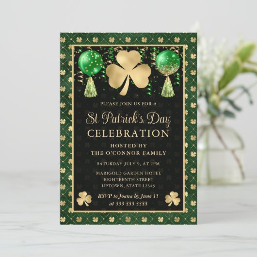 Elegant Green en Gold Shamrock St Patrick's Day Kaart (Staand voorkant)