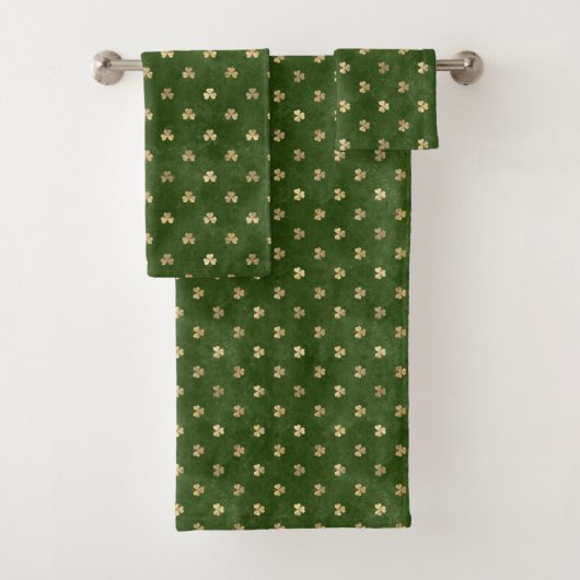 Elegant Green Gold Shamrock Bad Handdoek (Insitu)