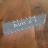 Elégant Grey Faux Cuir Papa's Desk Nom Plaque (Taille)