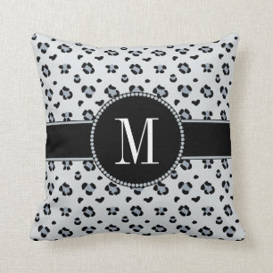 Elegant Grey Snow Leopard Silver Monogram Kussen