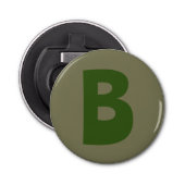 Elegant Groen Monogram Initiaal Letter Button Flesopener (Voorkant)