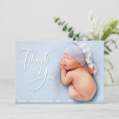 Elegant handgeschreven script | Nieuwe baby bedank (Staand voorkant)