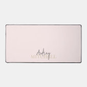 Elegant Handtekening Script Monogram Roze Bureaumat (Voorkant)