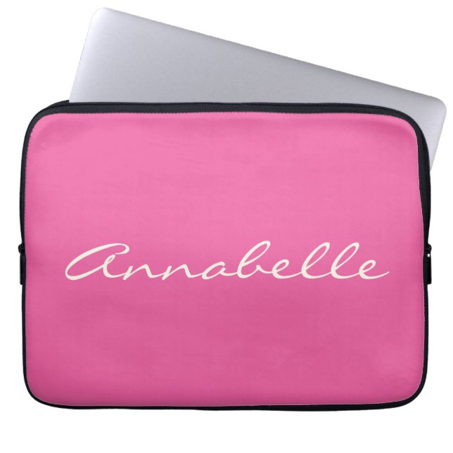 Elegant Hot Pink Handgeschreven Script Name Aangep Laptop Sleeve (Voorkant)