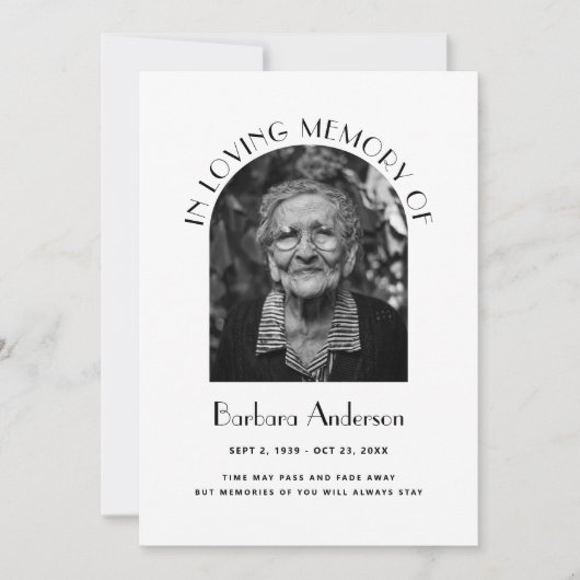 Elegant in liefdevolle herinnering begrafenis foto kaart (Voorkant)