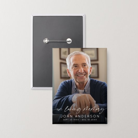 Elegant In Loving Memory Script Photo Funeral  Button (Voorkant / Achterkant)