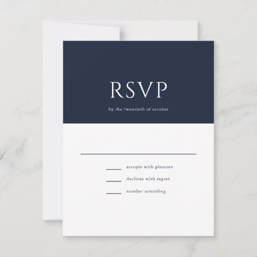 Elegant Initiaal Script Monogram Navy Blue Wedding RSVP Kaartje (Voorkant)