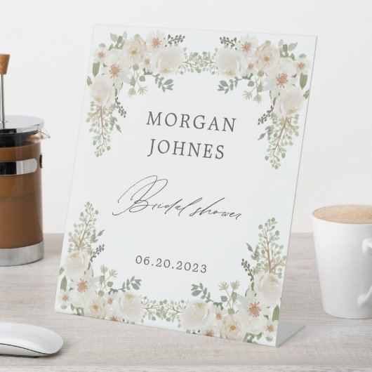 elegant ivoor floral bridal reclamebord met voetstuk (Insitu)