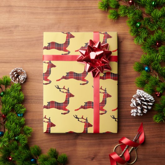 Elegant kerstbuffel met kalveren rendieren en goud cadeaupapier (Feestdagen Geschenken)
