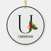 Elegant Kerstmis Holly Monogram Letter U Keramisch Ornament (Voorkant)