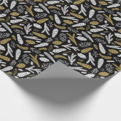 Elegant kerstpine Cone Black en Gold Cadeaupapier (Hoek)