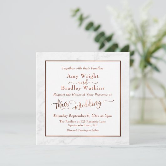 Elegant Koperen Script w / Wit Marmer | Bruiloft Kaart (Staand voorkant)