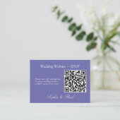 Elegant Lavender QR Code Site Web Carte RSVP (Debout devant)