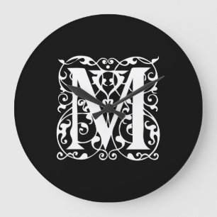 Elegant Letter M White op zwart monogram Grote Klok