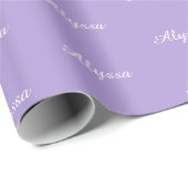 Elegant licht paarse aangepaste scriptnaam tekst c cadeaupapier (Rol Hoek)