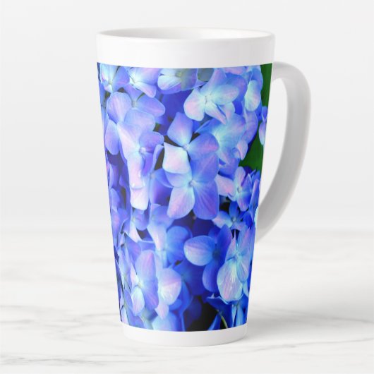 Elegant licht paarse magenta bloemenhortensia latte mok (Rechterhoek)