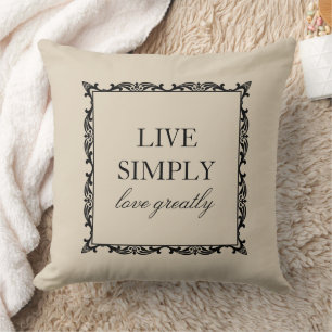 Elegant Live Simply Quote Amandelcrème Kussen