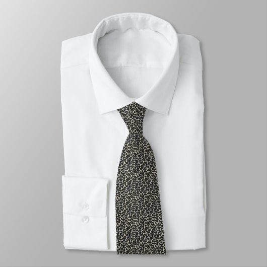 Elégant look léopard Cravate (Attaché)
