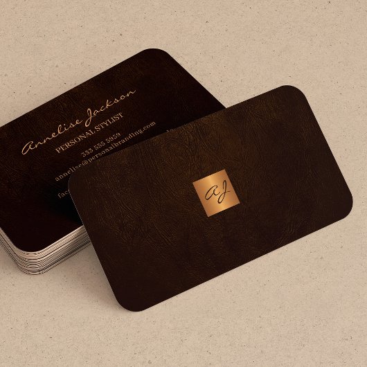 Elegant luxe bruin lederkoper goudmonogram visitekaartje