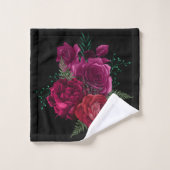Elegant Magenta Rose Floral Bouquet (Gant de toilette)