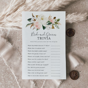 Elegant Magnolia Bruid en Bruidegom Trivia Spel Flyer