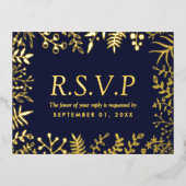 Elegant Marine Blauw Bloemen Bruiloft RSVP Echt Folie Uitnodiging Briefkaart (Voorkant)
