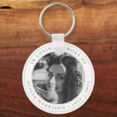 Elegant Memorial Sympathie Tributed Black and Whit Sleutelhanger (Voorkant)