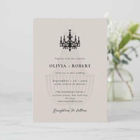 Elegant Minimalist Chandelier Wedding Kaart (Staand voorkant)