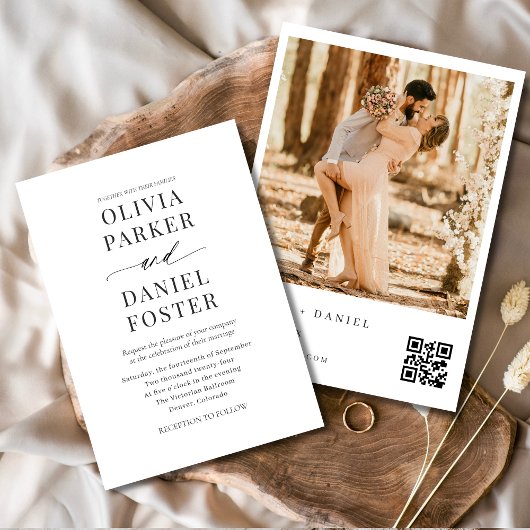 Elegant Minimalist Wedding Photo QR Code  Kaart