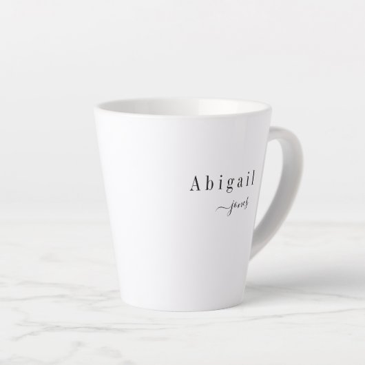 Elegant minimalistische scriptnaam op maat latte mok (Rechterhoek)