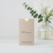 Elegant modern beige gradiënt Gold Refer Verticaal Visitekaartje (Staand voorkant)
