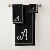 Elegant Modern Black &white Monogram Bad Handdoek (Insitu)