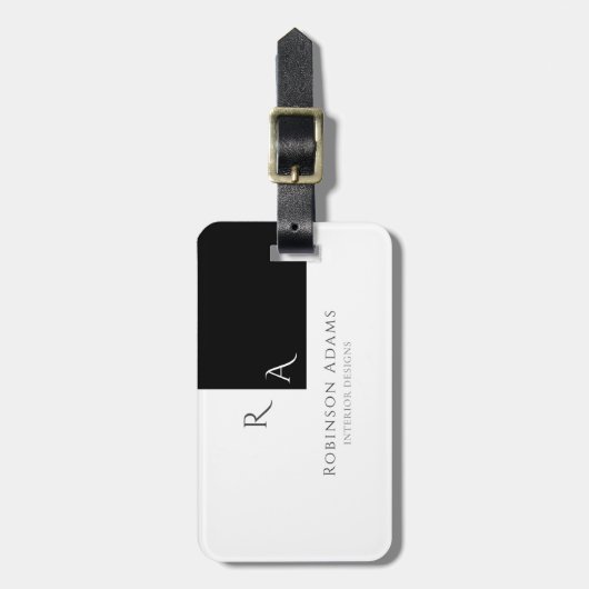 Elegant Modern Half Zwart Witte Monogrammen Bagagelabel (Voorkant verticaal)