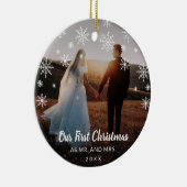 Elegant Modern Photo Pas getrouwd Eerste Kerstmis Keramisch Ornament (Rechts)