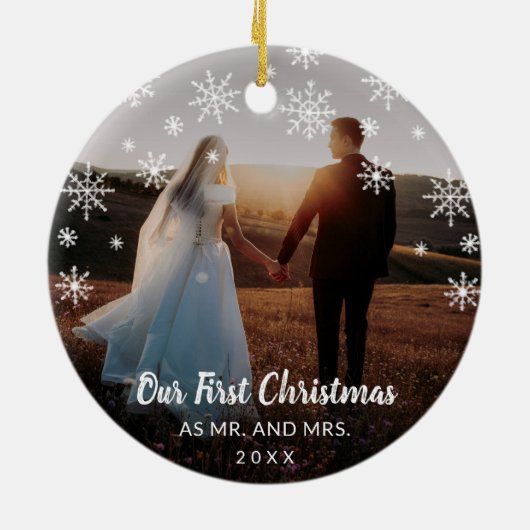 Elegant Modern Photo Pas getrouwd Eerste Kerstmis Keramisch Ornament (Achterkant)