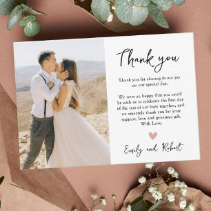 Elegant Modern Script Hart Foto Bruiloft Bedankkaart