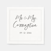 Elegant Modern Script Mrs Wedding Servet (Voorkant)
