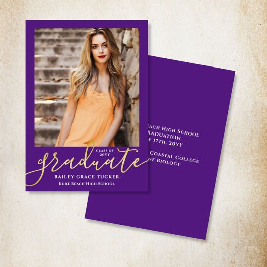 Elegant modern Script Paars Photo Afstuderen Aankondiging
