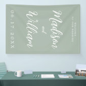 Elegant modern Script Sage Green Welcome Wedding Spandoek (Beurs)