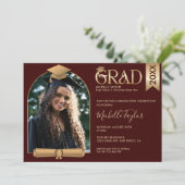 Elegant Modern Stijlvol Foto Bourgondië Afstuderen Kaart (Staand voorkant)