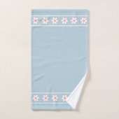 Elegant, Modern White Flowers on Light Blue (Serviette à main)