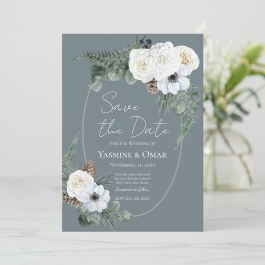 Elegant Modern Wit Bloemen en Slate Grey Bruiloft Kaart (Staand voorkant)