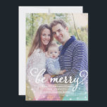 Élégant moderne Be Joyeux Carte photo de Noël<br><div class="desc">Trendy, simple design featuring your favorite photo. Illustrated with soft pastel triangles in shades of pink, blue, white and gold. "be merry" in fancy, moderne script typographiy. White tiny stars to add a sparkling look to your Holidays photo cards. Change font colors to better match your photo. Stripes patteries sur...</div>