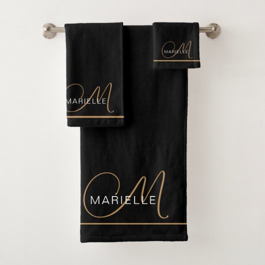 Elegant Monogram Black Gold Script Name Bad Handdoek (Insitu)