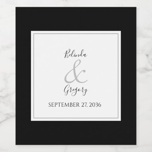 Elegant Monogram Black & White Wedding Wijn Etiket (Enkel label)